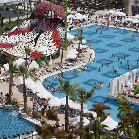 Crystal Sunset Pearl Collection リゾート