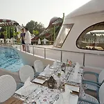 Crystal Sunset Pearl Collection Θέρετρο