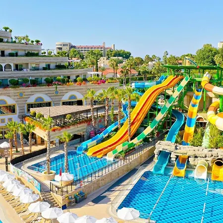 Resort Crystal Sunset Luxury &