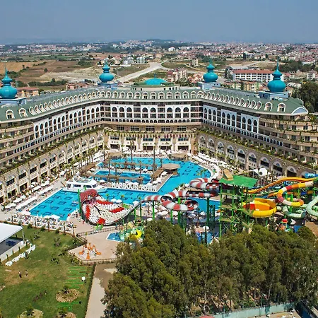 Θέρετρο Crystal Sunset Luxury & 5*