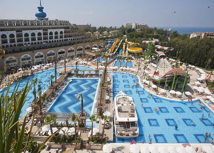 אתר נופש Crystal Sunset Pearl Collection סייד